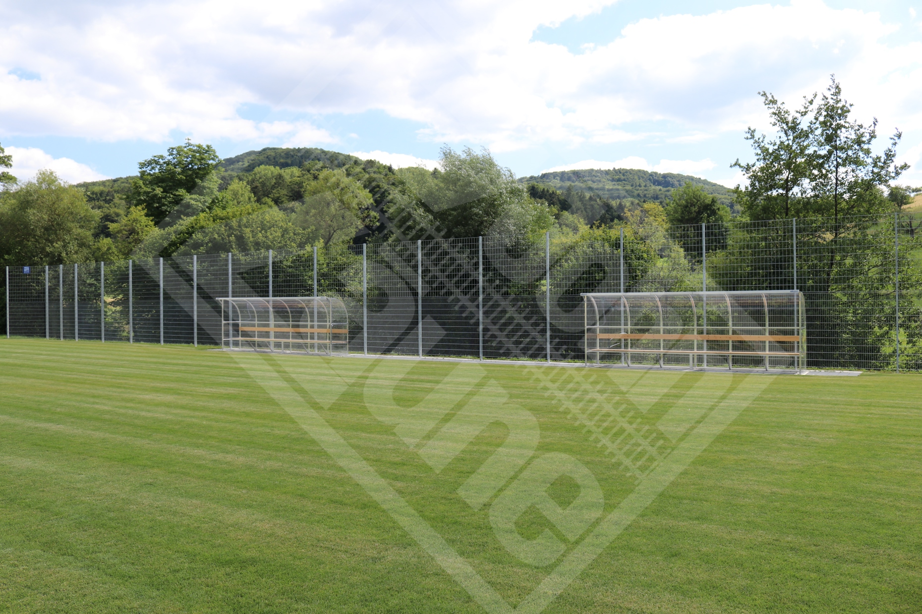 16 Ballfang mit Doppelstab-Gittermatten verzinkt