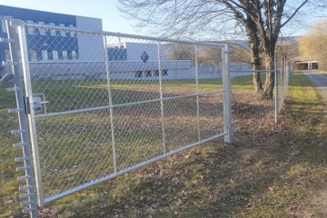 Einflügeltor in Eiken