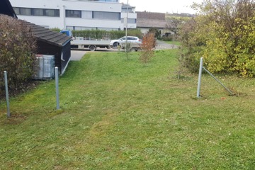 Diagonalgeflechtzaun mit Tor in Gipf-Oberfrick