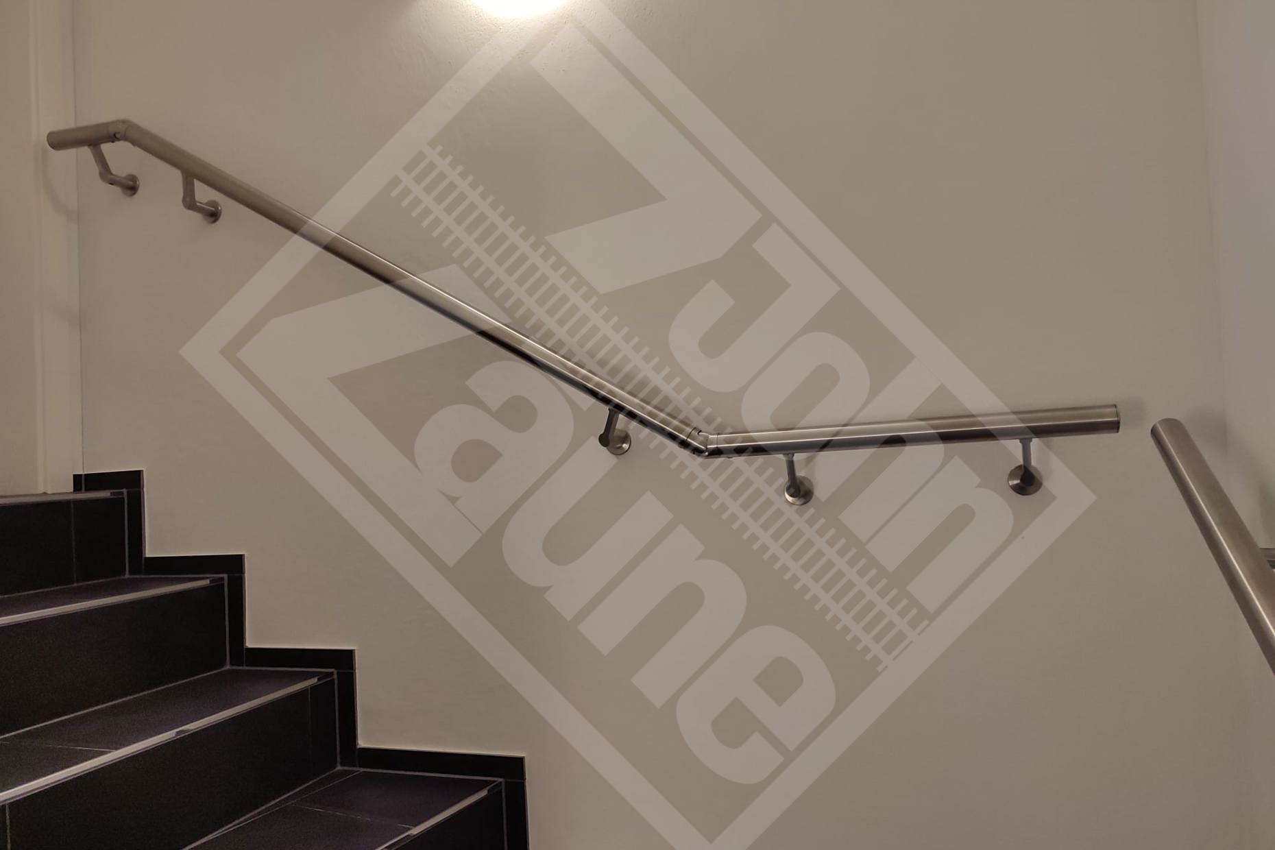 23 Treppen-Handlauf Innenraum mit Gelenk
