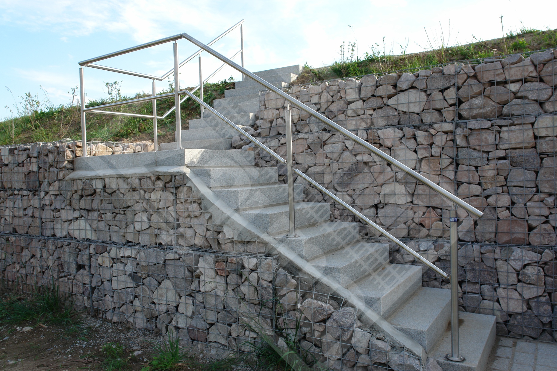 9 Treppen-Handlauf mit Zwischenholm Edelstahl