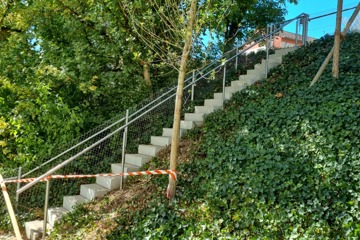 Edelstahl-Handlauf in Brugg