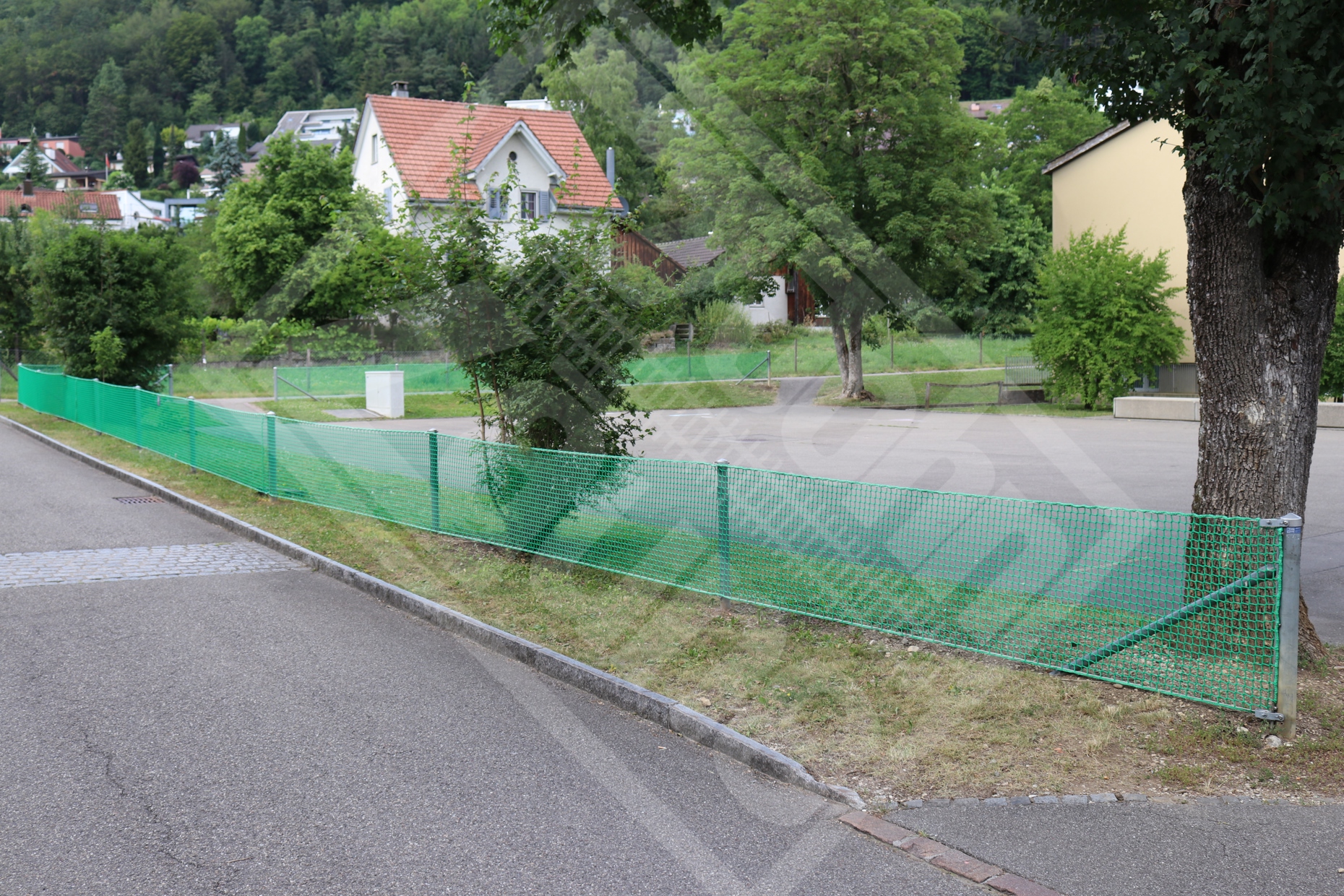 4 Ballfang mit Kunststoffnetz grün