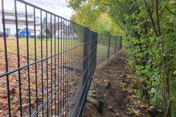 Doppelstab-Gittermattenzaun - Zaunersatz um Kindergarten in Mellingen