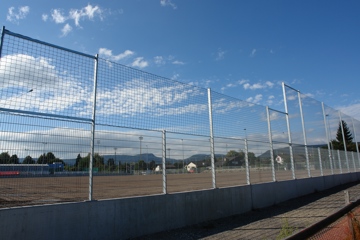 Schul-und Sportplätze