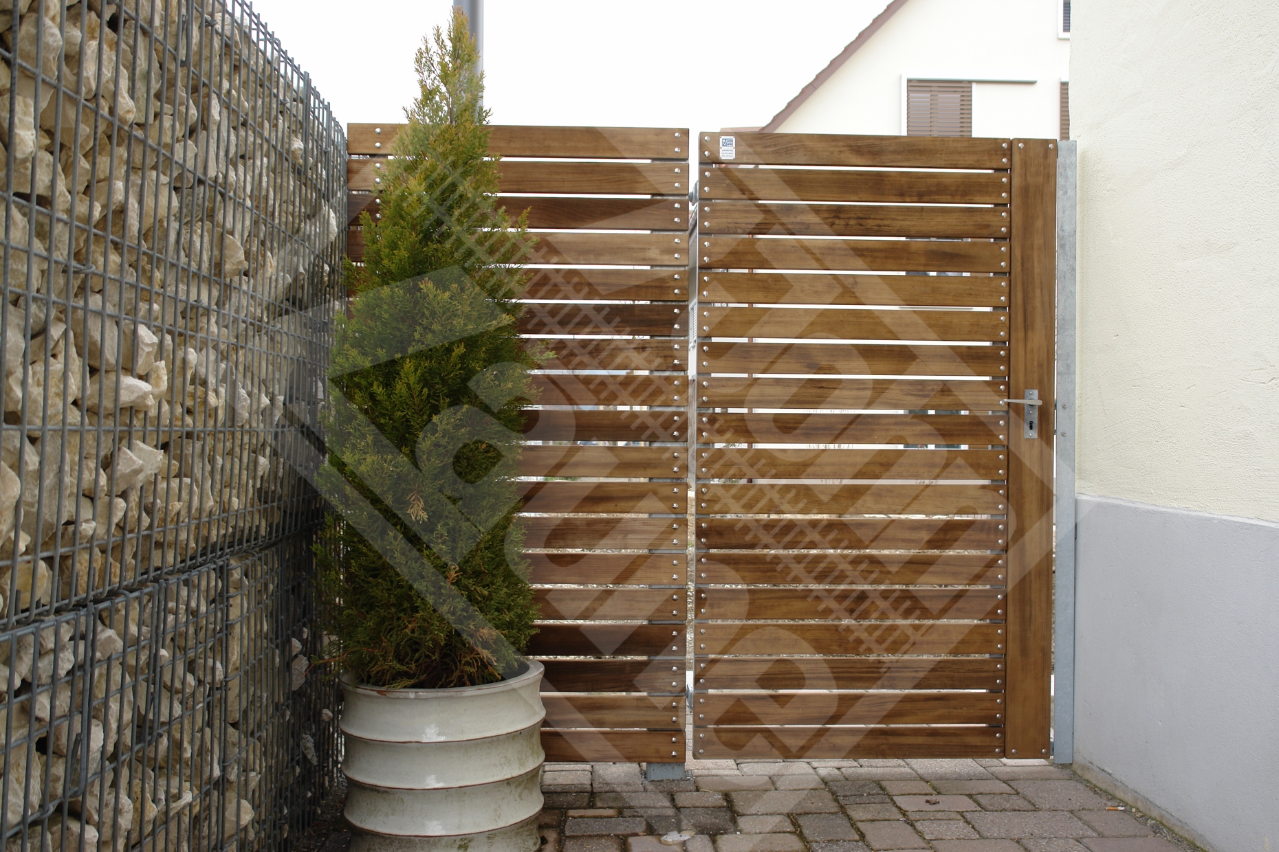 2 Sichtschutzwandtüre horizontal