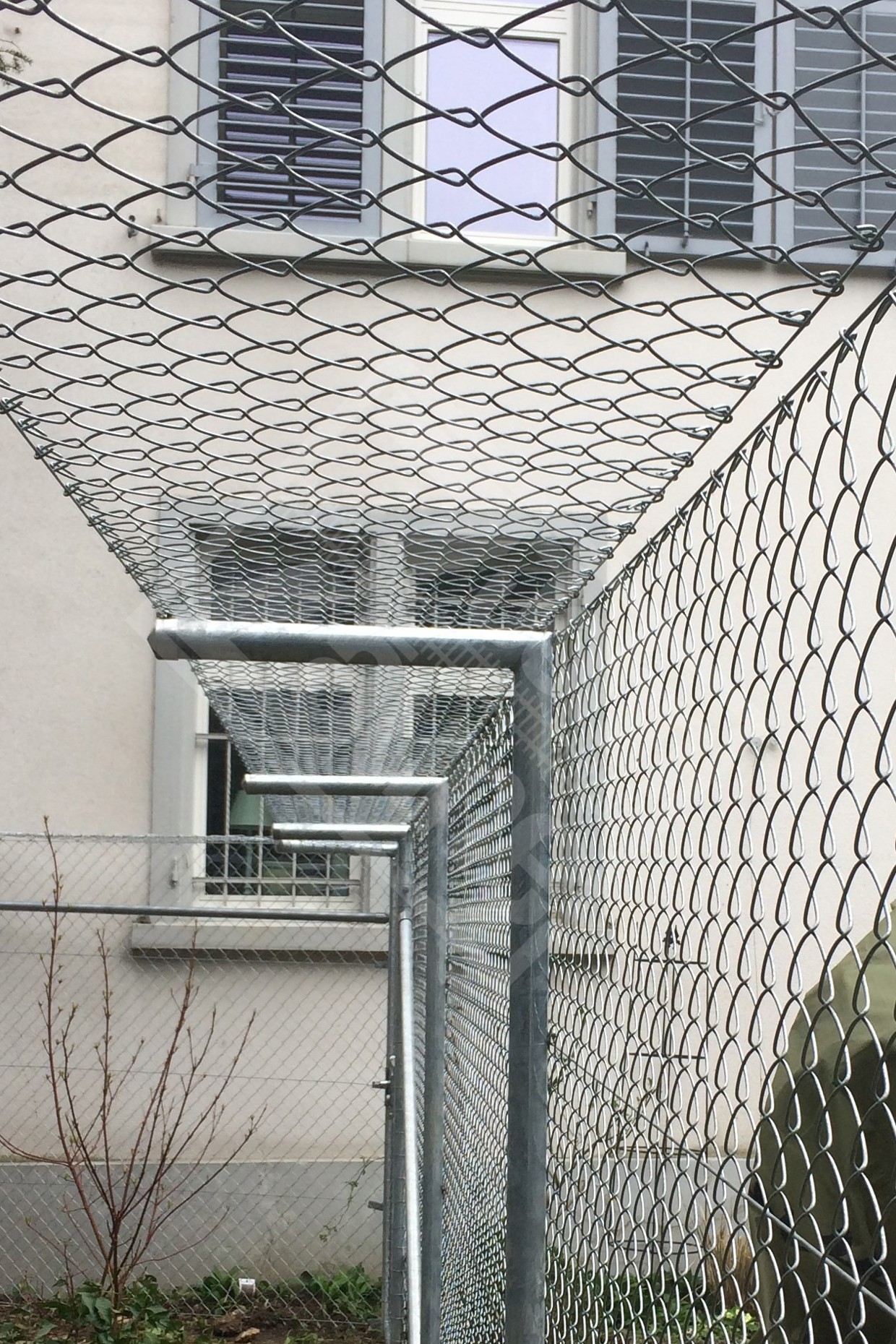 5.4.8 Katzenzaun mit Abkröpfung