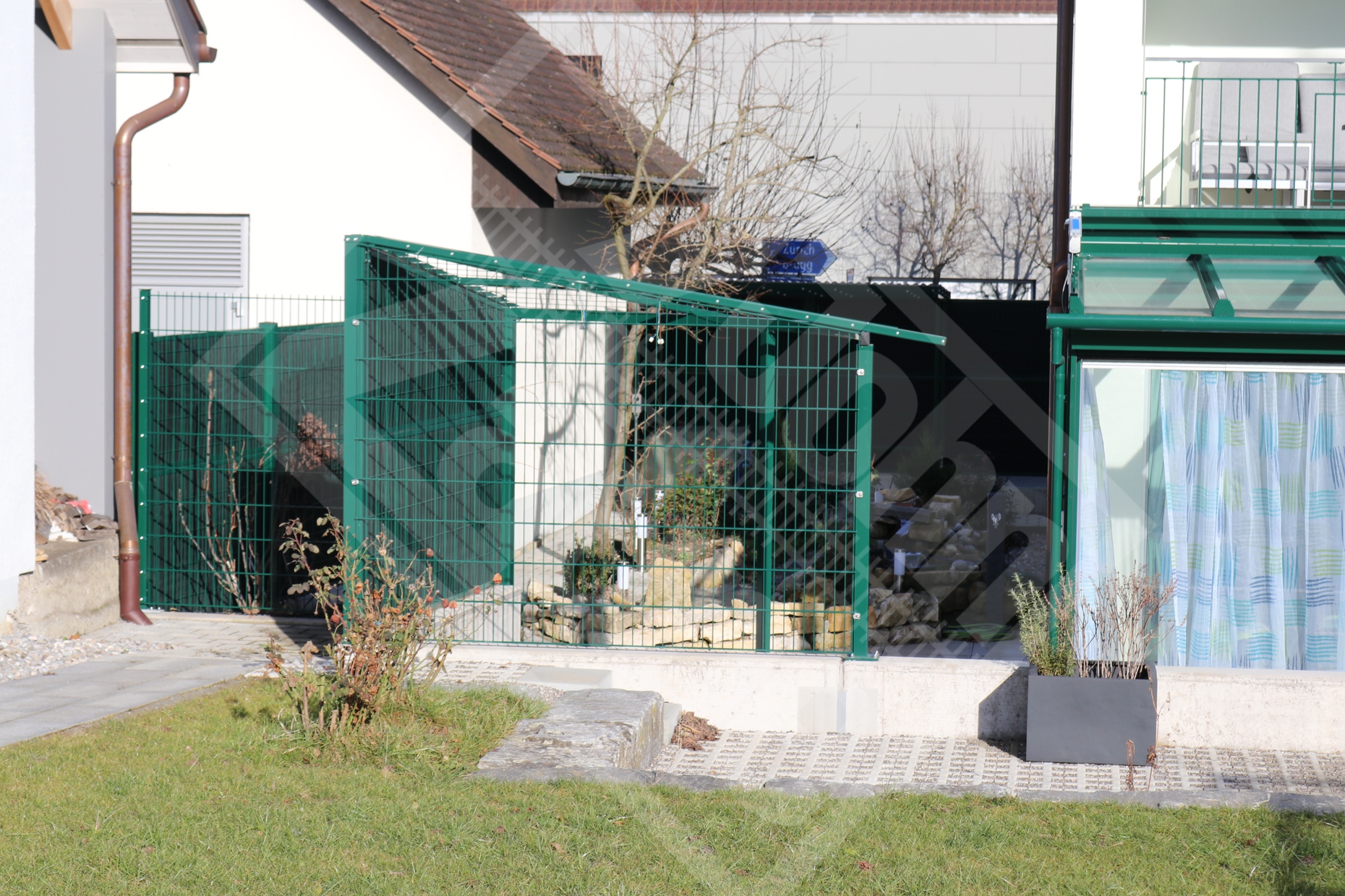 9 Pavillon / Joch moosgrün beschichtet