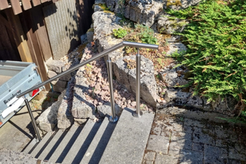 Edelstahl-Handläufe in Eiken