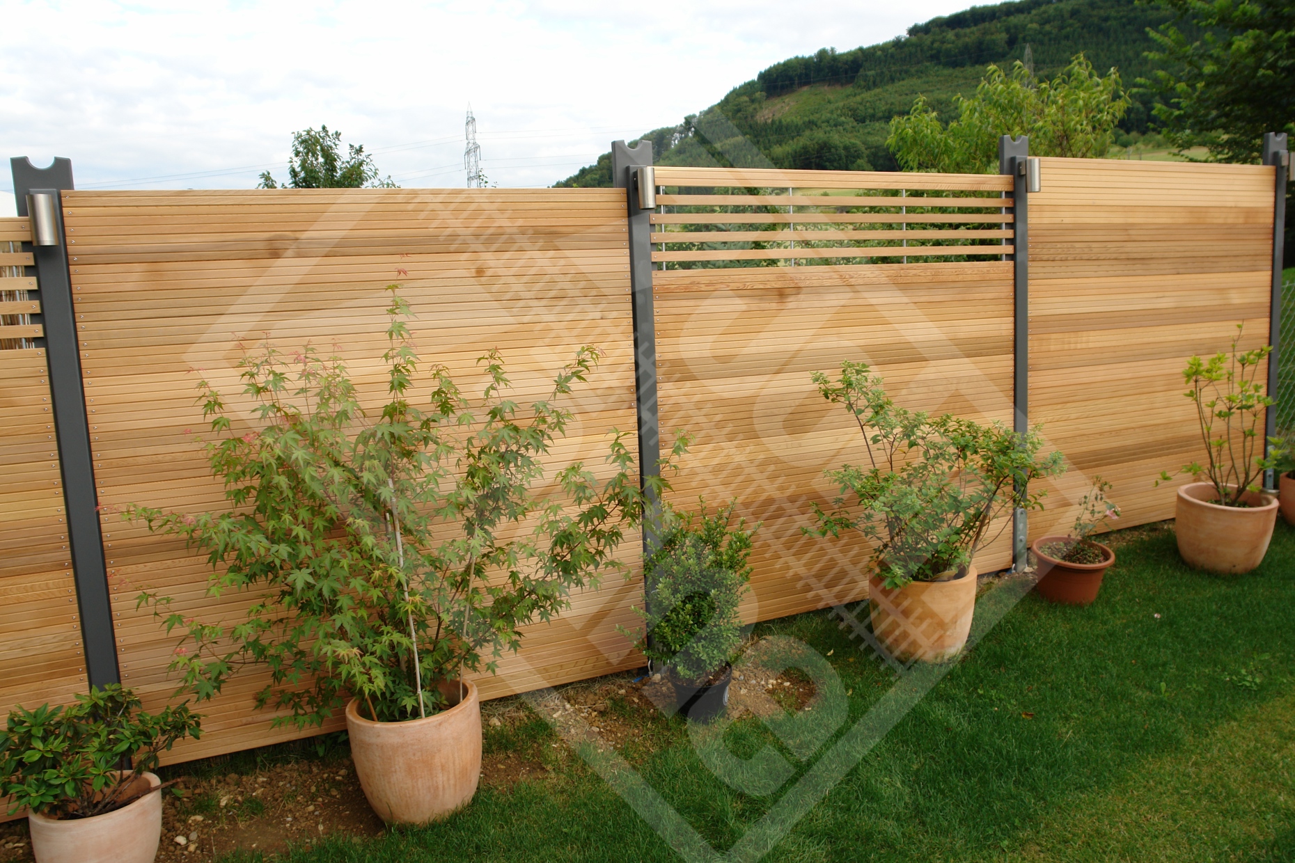 33 Horizontal-Wand mit Beleuchtung