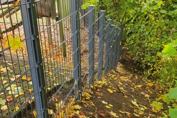 Zaunersatz um Kindergarten in Mellingen