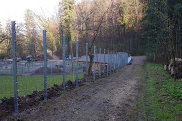 In Bad Zurzach: Tiergehege aus Gittermattenzäunen